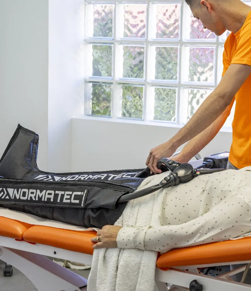 Presoterapia normatec - Clínica Juanjo Alcoz